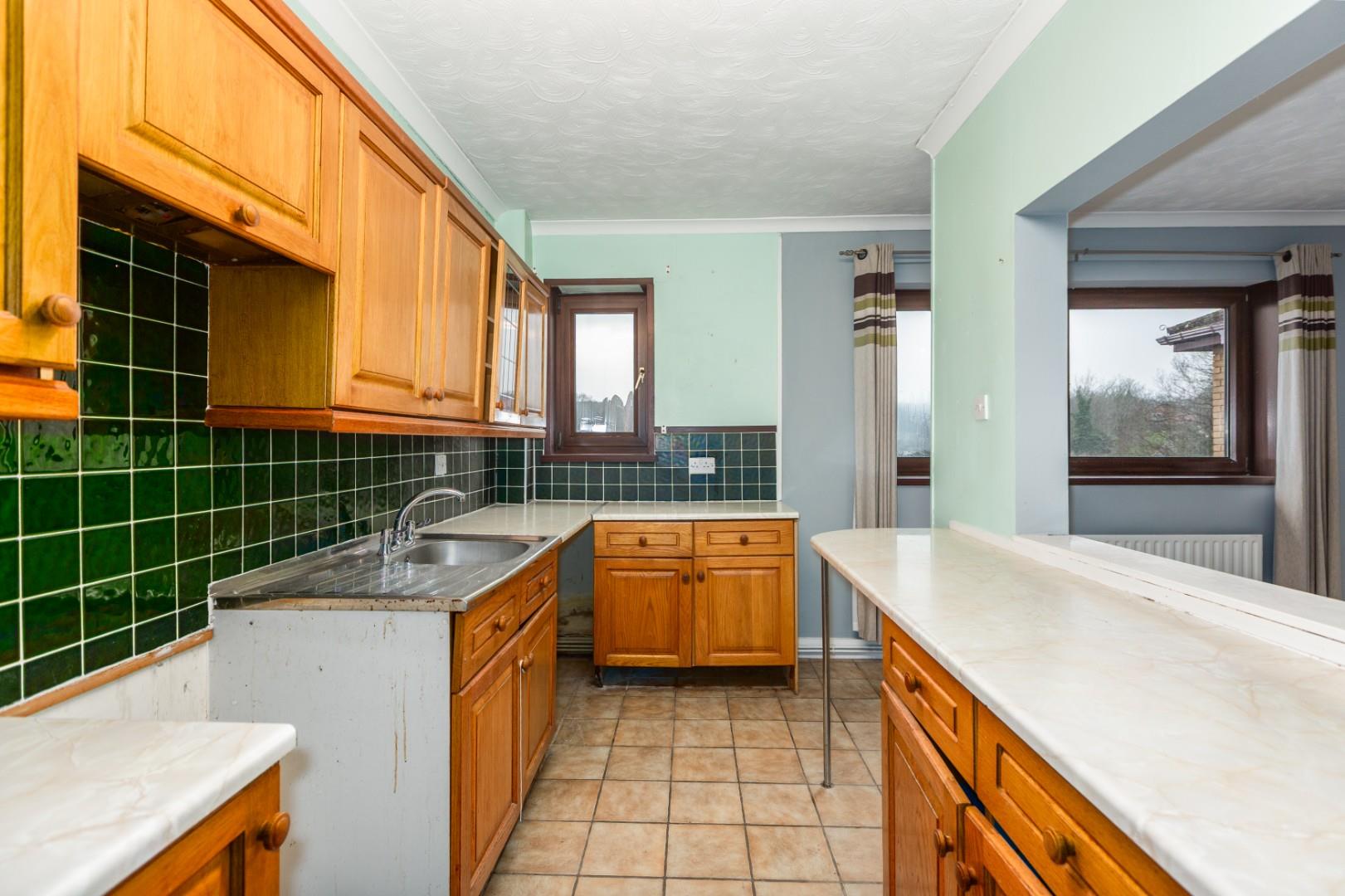 Oystermouth Court, Mumbles, Swansea, SA3 5TD